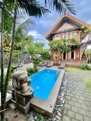 Uma Dewa homestay